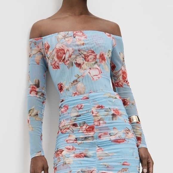 L'AGENCE Peonie Off Shoulder Thong Bodysuit - Picture 5 of 10